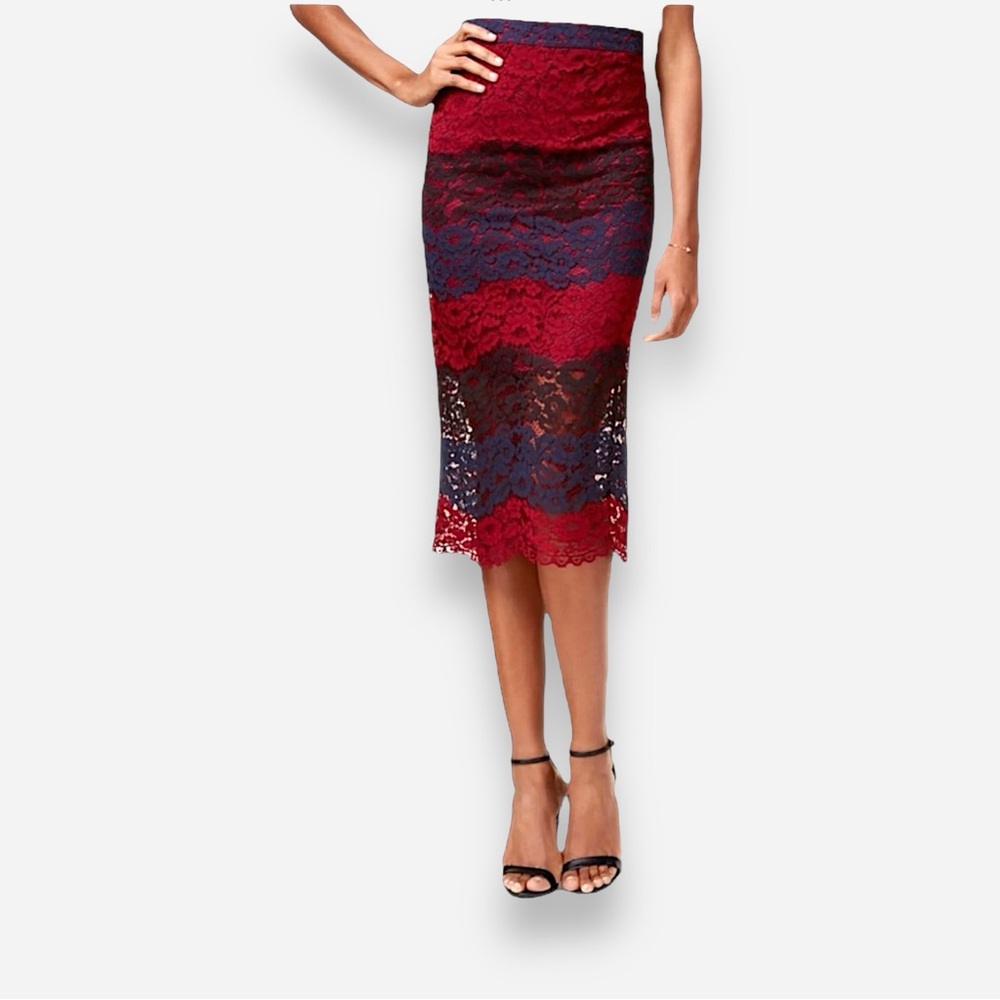 🌸New🌸 Bar III Lace Pencil Skirt Size Small Floral NWT